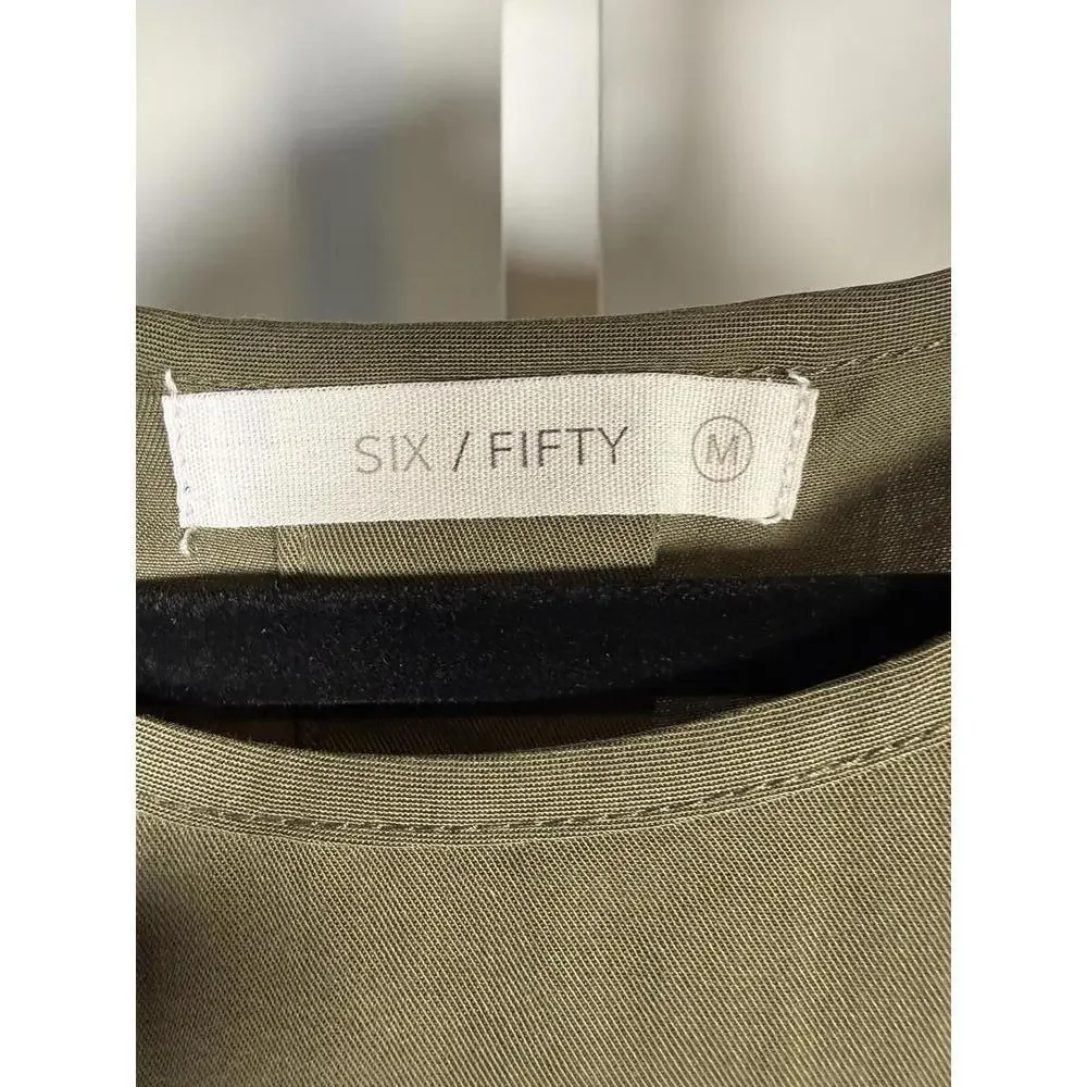 NWT Six/Fifty Olive Short Sleeve Pocket Top Button Back Blouse Size Medium - Picture 6 of 7